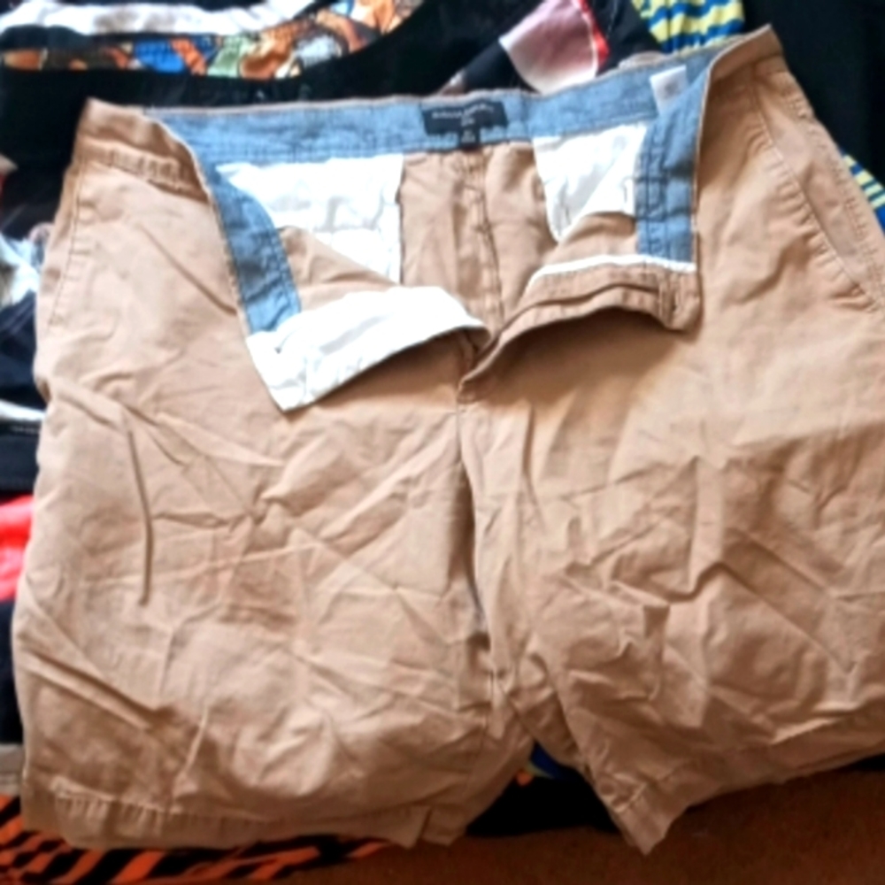 Cargo khaki mens shorts